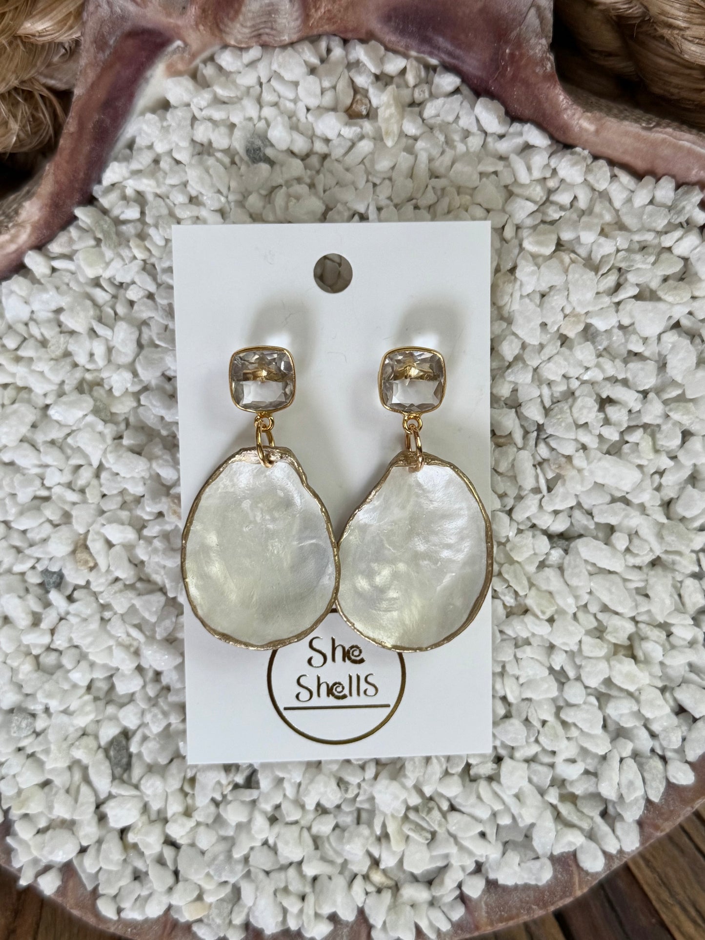 Gemstone Oyster - Clear