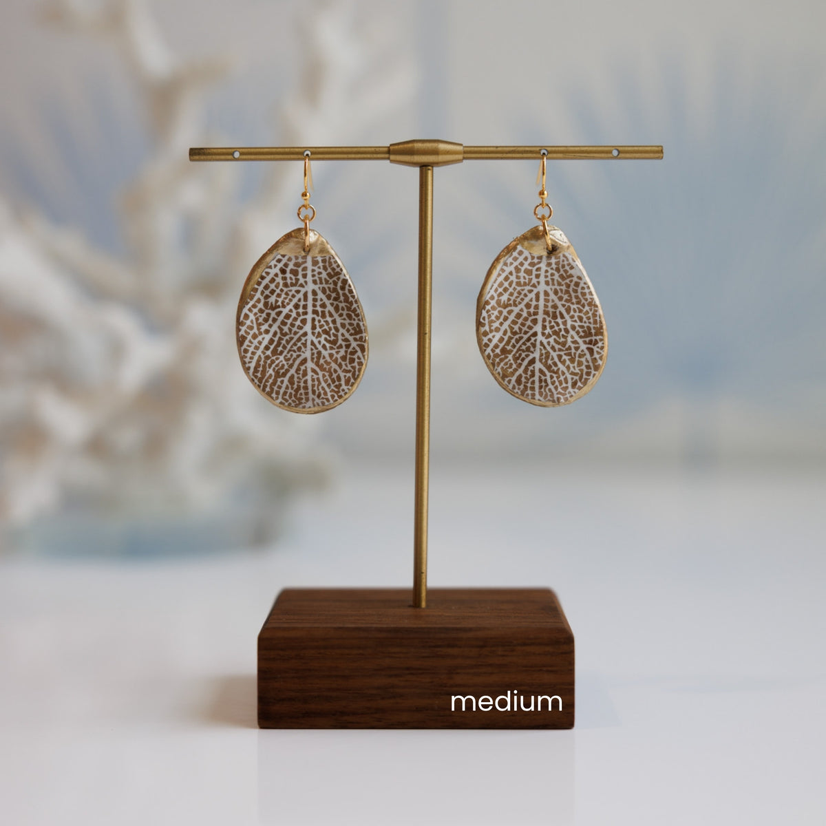 Neutral Leaf